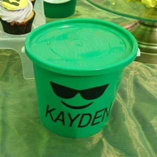 personalized buckets 