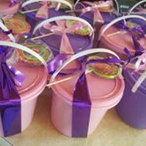 Personalized sweets packs 